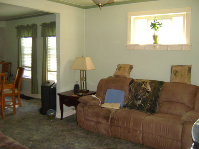 1673 Whitcomb Ave, Des Plaines, IL 60018 photo 5