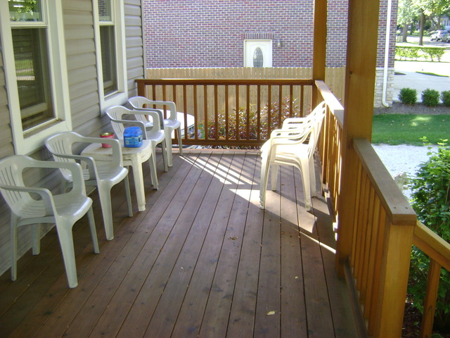 1673 Whitcomb Ave, Des Plaines, IL 60018 photo 4
