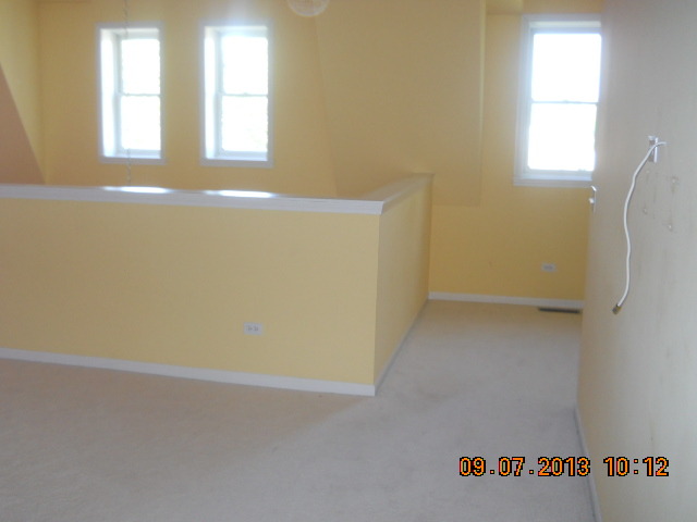 4451 S Berkeley Blvd #2, Chicago, IL 60653 photo 9