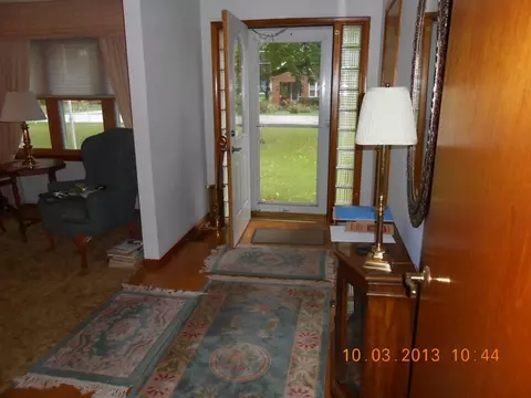 329 E Lincoln St, Seneca, IL 61360 photo 3