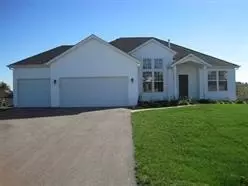 718 Ballymore Rd, Roscoe, IL 61073 photo 2