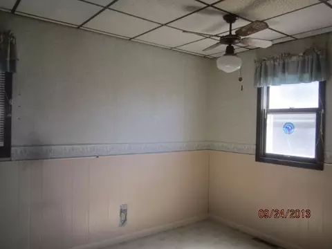 2312 4th St, Peru, IL 61354 photo 6