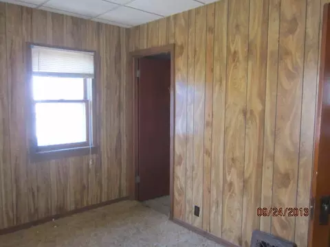 2312 4th St, Peru, IL 61354 photo 8