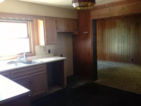 918 Cornell St, Ottawa, IL 61350 photo 3