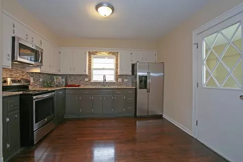7039 40th Pl, Stickney, IL 60402 photo 4