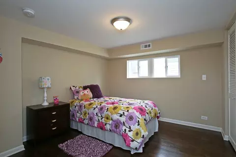 7039 40th Pl, Stickney, IL 60402 photo 9