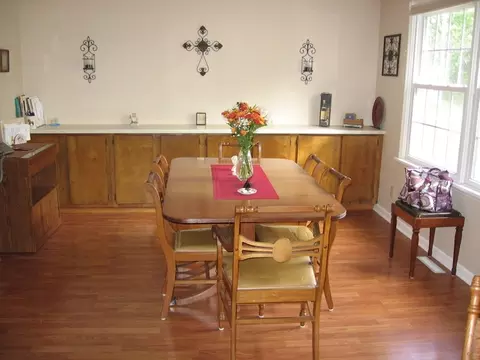 105 Valley View Dr, Seneca, IL 61360 photo 7