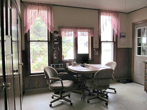 603 E 4th St, Long Point, IL 61333 photo 9