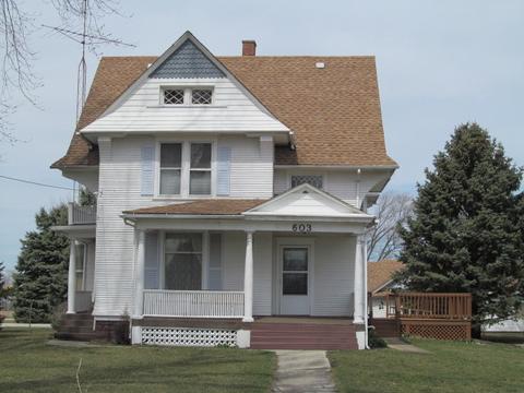 603 E 4th St, Long Point, IL 61333 photo 1