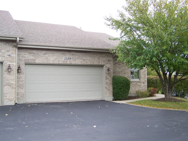 11208 Algonquin St, Huntley, IL 60142 photo 3