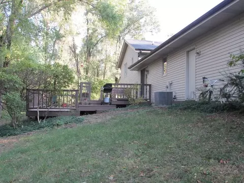 9840 Petry, Roscoe, IL 61073 photo 16