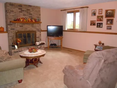 9840 Petry, Roscoe, IL 61073 photo 8