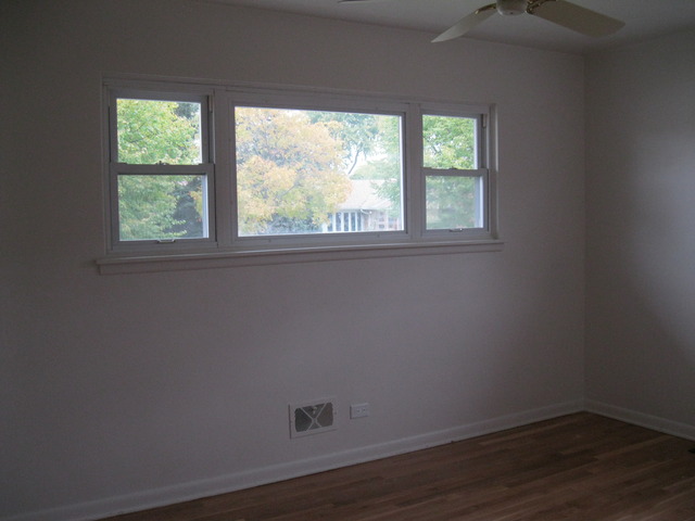 7247 W Conrad Ave, Niles, IL 60714 photo 5