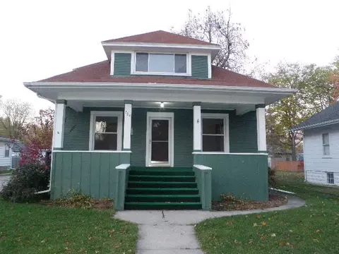 724 E Washington St, Morris, IL 60450 photo 1