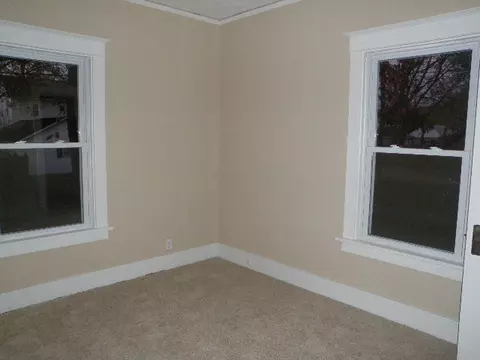 724 E Washington St, Morris, IL 60450 photo 12