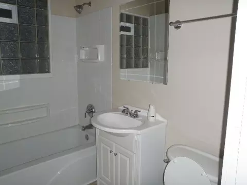 724 E Washington St, Morris, IL 60450 photo 11