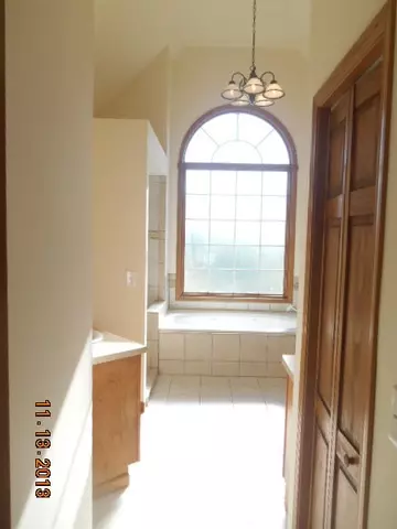 229 Par Five Dr, Dekalb, IL 60115 photo 7