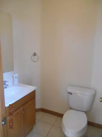 229 Par Five Dr, Dekalb, IL 60115 photo 4