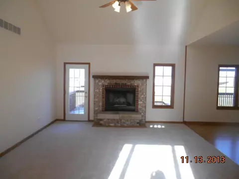 229 Par Five Dr, Dekalb, IL 60115 photo 3