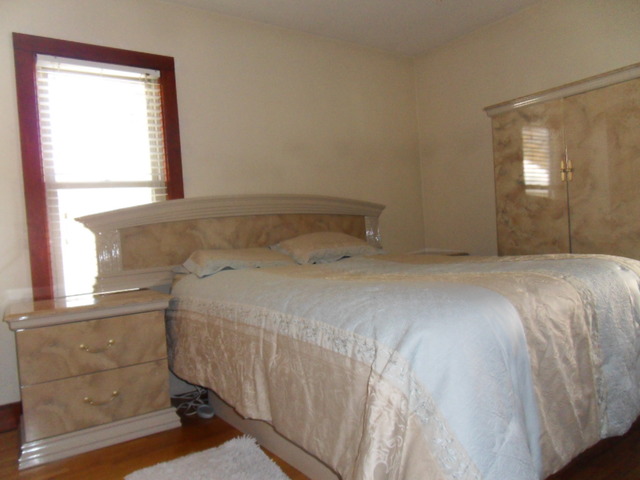 819 Spruce St, Aurora, IL 60506 photo 16