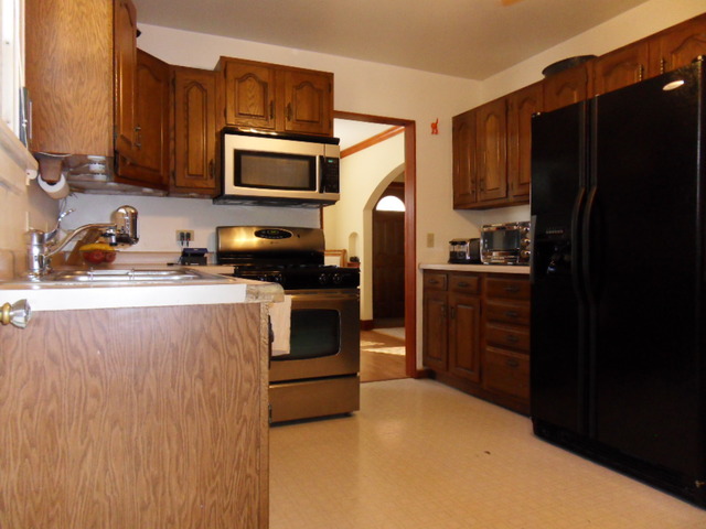 819 Spruce St, Aurora, IL 60506 photo 14