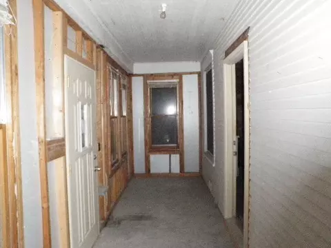 1818 12th St, Peru, IL 61354 photo 3