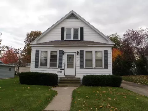 1818 12th St, Peru, IL 61354 photo 1