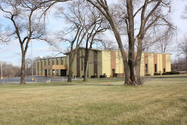 1801 Maple Rd, Joliet, IL 60432 photo 3