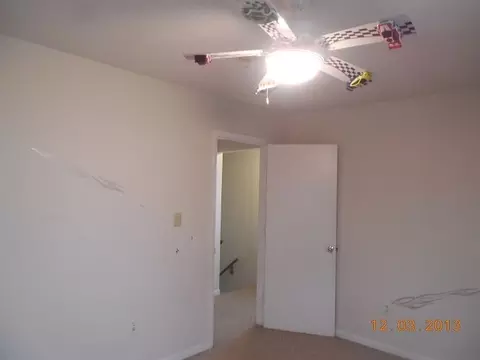 396 S Wall St, Kankakee, IL 60901 photo 10