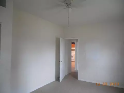 396 S Wall St, Kankakee, IL 60901 photo 9