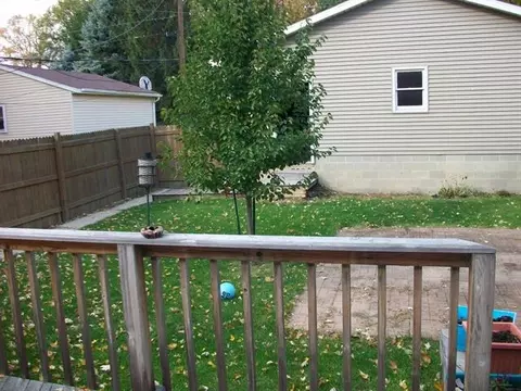 510 W Devlin St, Spring Valley, IL 61362 photo 7