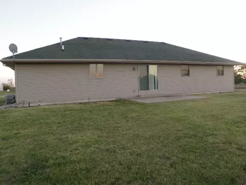4780 E Grinter Rd, Gardner, IL 60424 photo 12