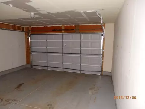 449 Mooresfield St, Elgin, IL 60124 photo 12