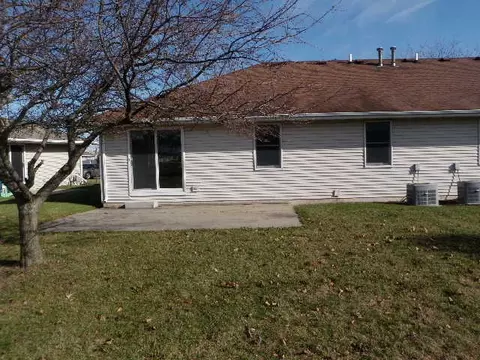 1640 Edgewater Dr, Morris, IL 60450 photo 9