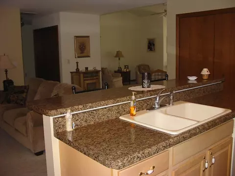 3019 Independence Dr, Peru, IL 61354 photo 7
