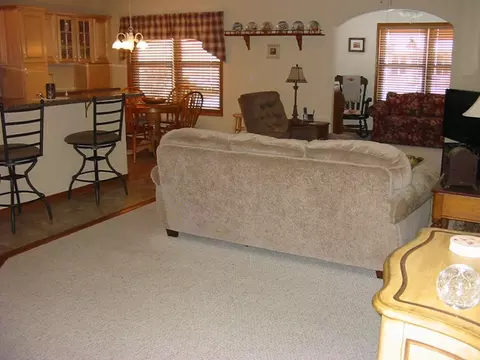 3019 Independence Dr, Peru, IL 61354 photo 3