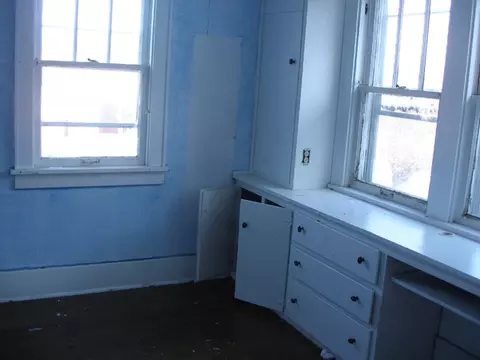 212 E 2nd St, Spring Valley, IL 61362 photo 3