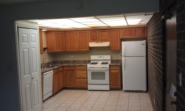 124 E Bailey Rd #a, Naperville, IL 60565 photo 3