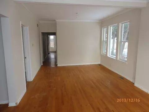 2208 E 93rd St, Chicago, IL 60617 photo 5