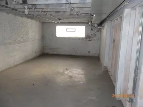 2208 E 93rd St, Chicago, IL 60617 photo 17