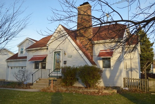 2525 Gilead Ave, Zion, IL 60099 photo 1