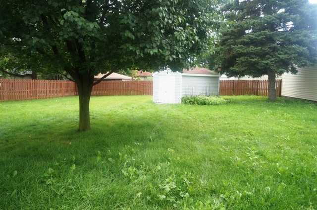 2525 Gilead Ave, Zion, IL 60099 photo 24