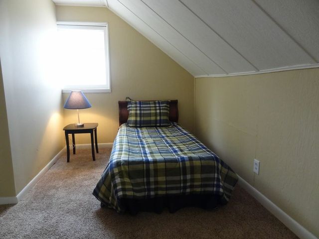1052 S 4th St, Aurora, IL 60505 photo 14
