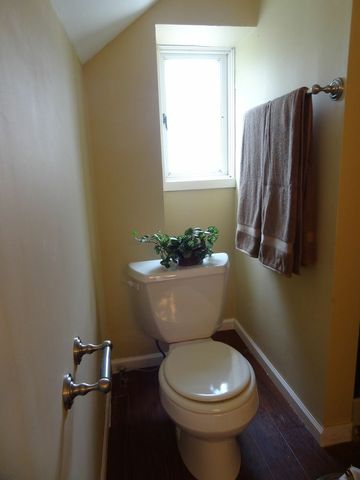 1052 S 4th St, Aurora, IL 60505 photo 17