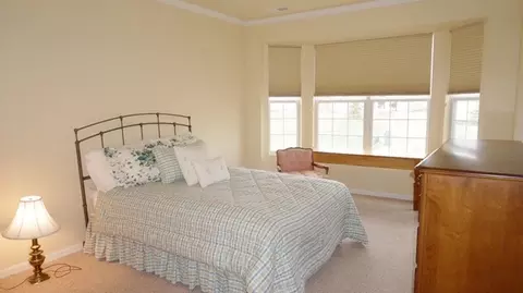 2824 Beacon Pt, Elgin, IL 60124 photo 10