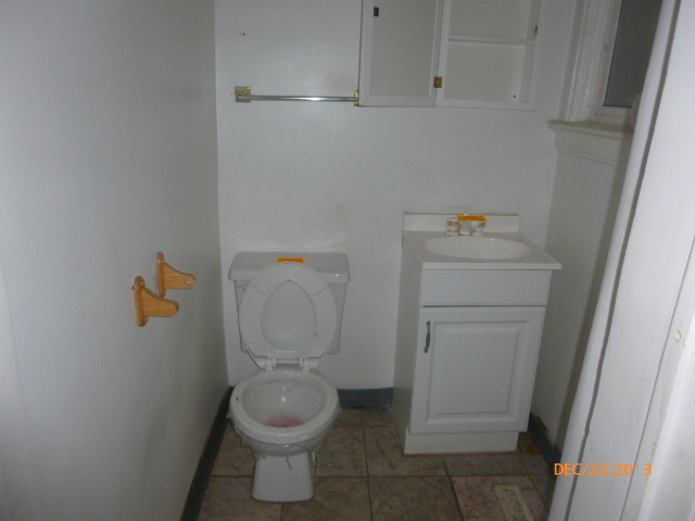 755 E 41st St, Chicago, IL 60653 photo 5