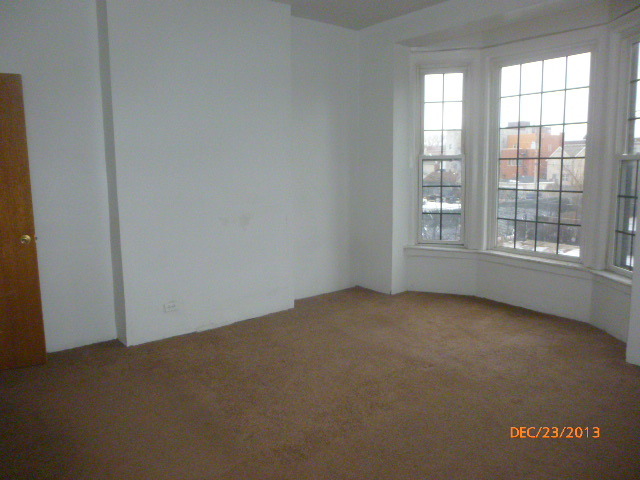 755 E 41st St, Chicago, IL 60653 photo 12
