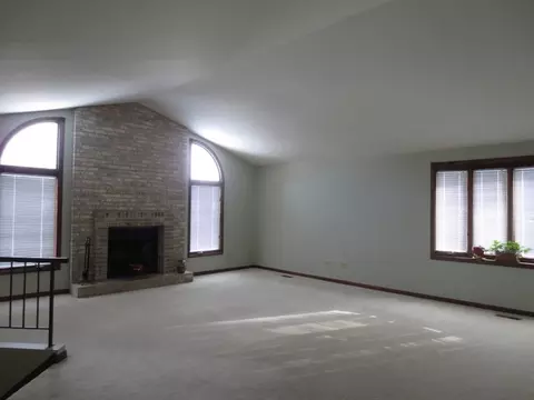 2517 Labrecque Dr, Plainfield, IL 60586 photo 2