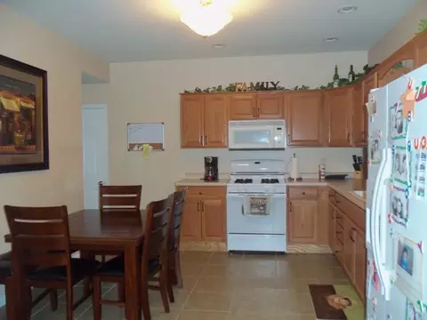 417 E Walnut St, Oglesby, IL 61348 photo 5