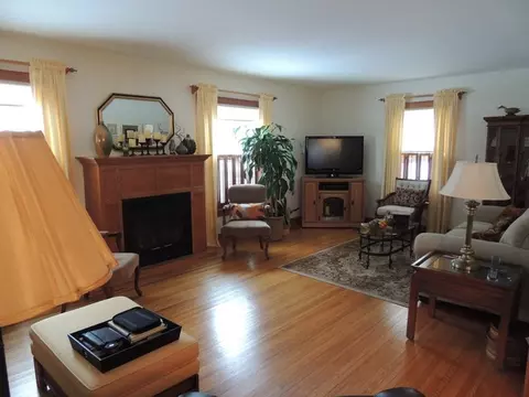 2501 7th St, Peru, IL 61354 photo 8